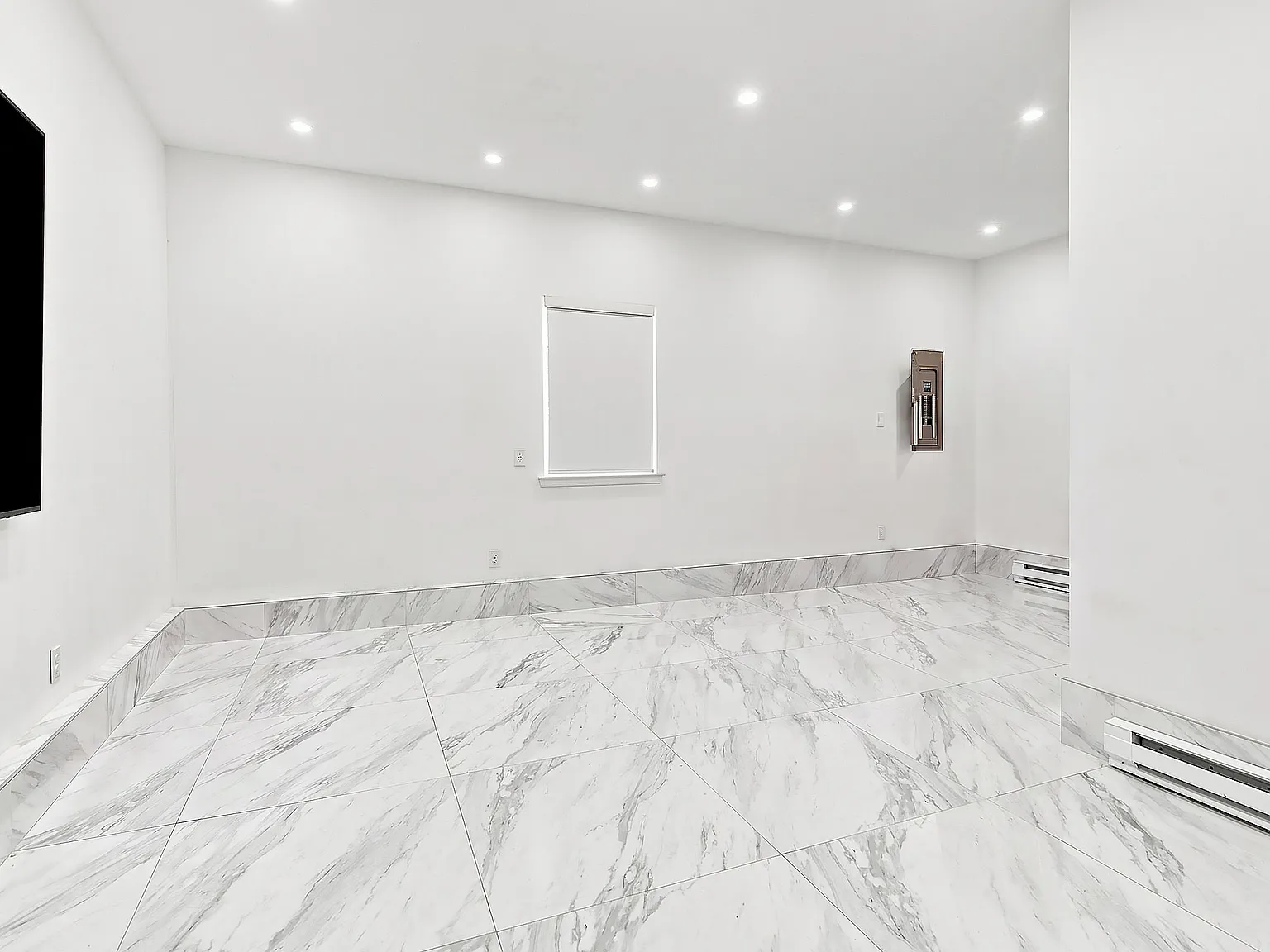 3 bed, 1786 sqft, $3,750 — Photo 2