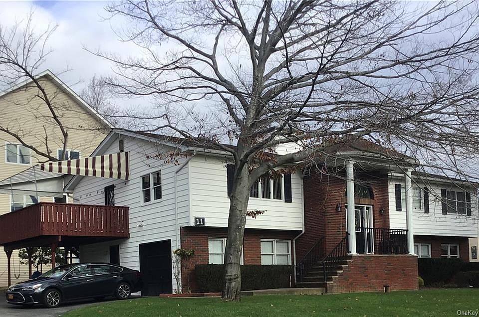 1st image of 11 Manor Dr