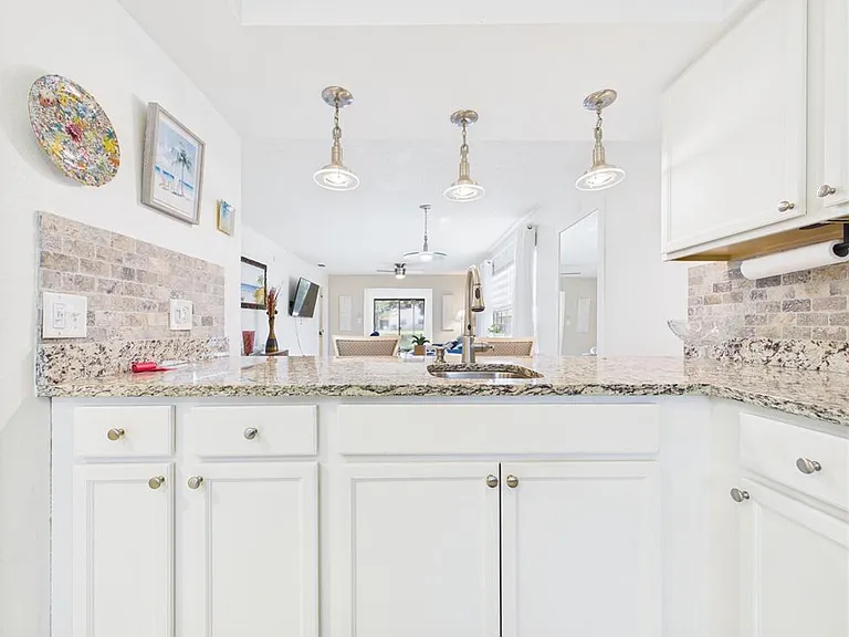 13250 Ridge Rd #9-8 — Photo 7