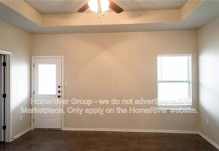 390 Joanne Loop #A — Photo 12