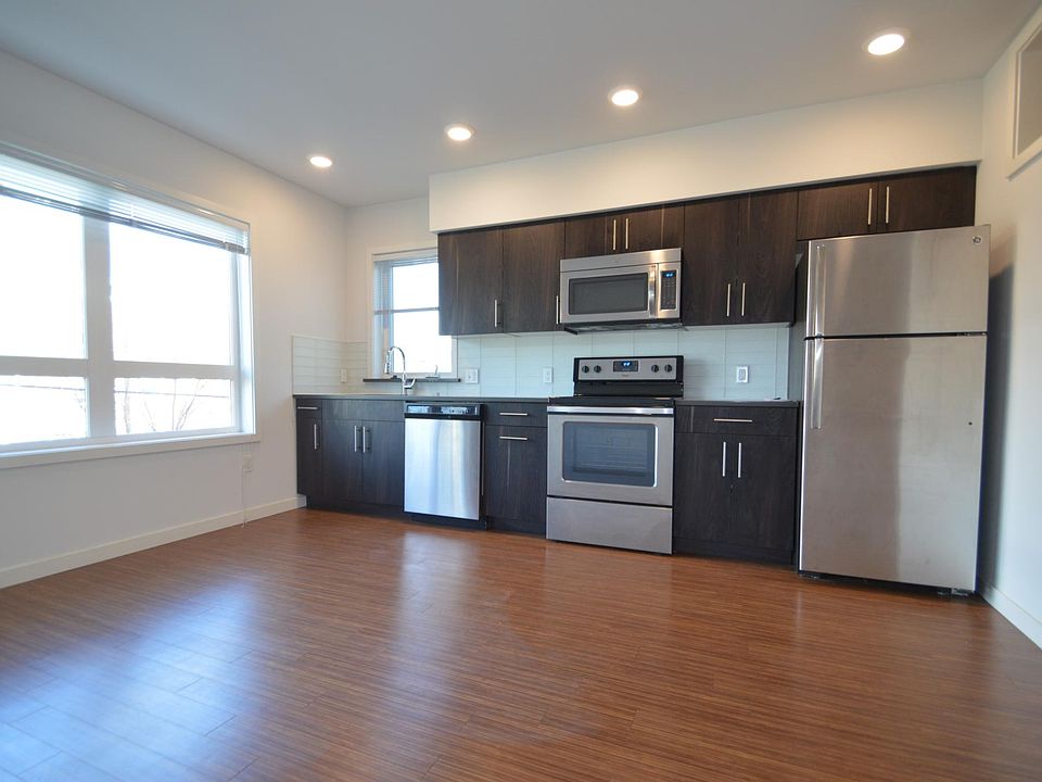 1st image of 1823 18th Ave Unit 407