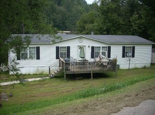 119 Morbach Rd, Elkview, WV 25071