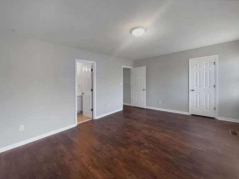 3414 Kensington Ct — Photo 13