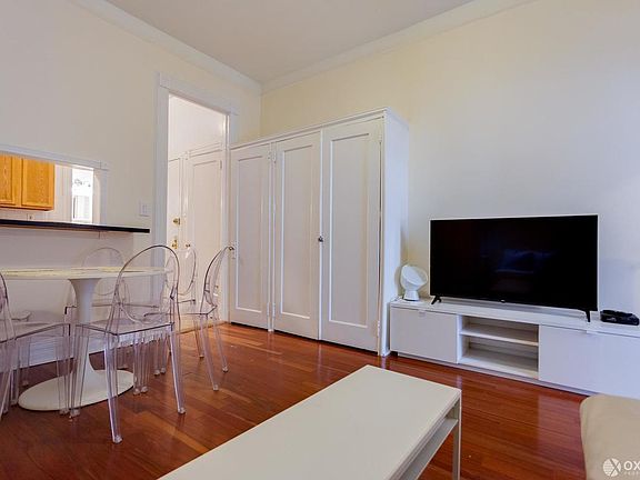 2nd image of 414 E 89th St APT 1F