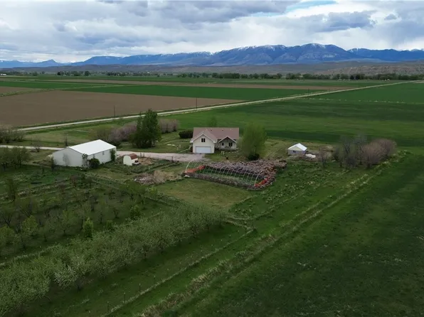 157 Hergenrider Rd, Bridger, MT 59014