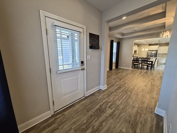 4th image of 14221 James Dean Dr #1