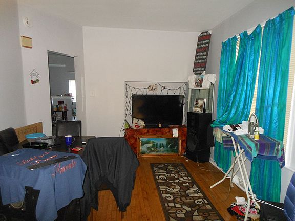 3rd image of 11417 S Yale Ave