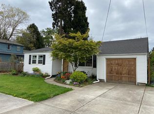1002 NE Lincoln St, Hillsboro, OR 97124