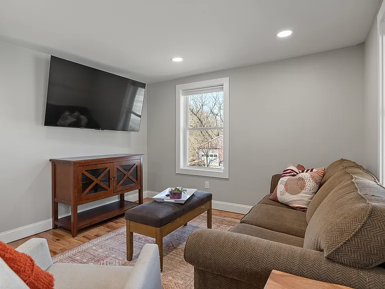 80 Mount Vernon Ave #1 — Photo 15