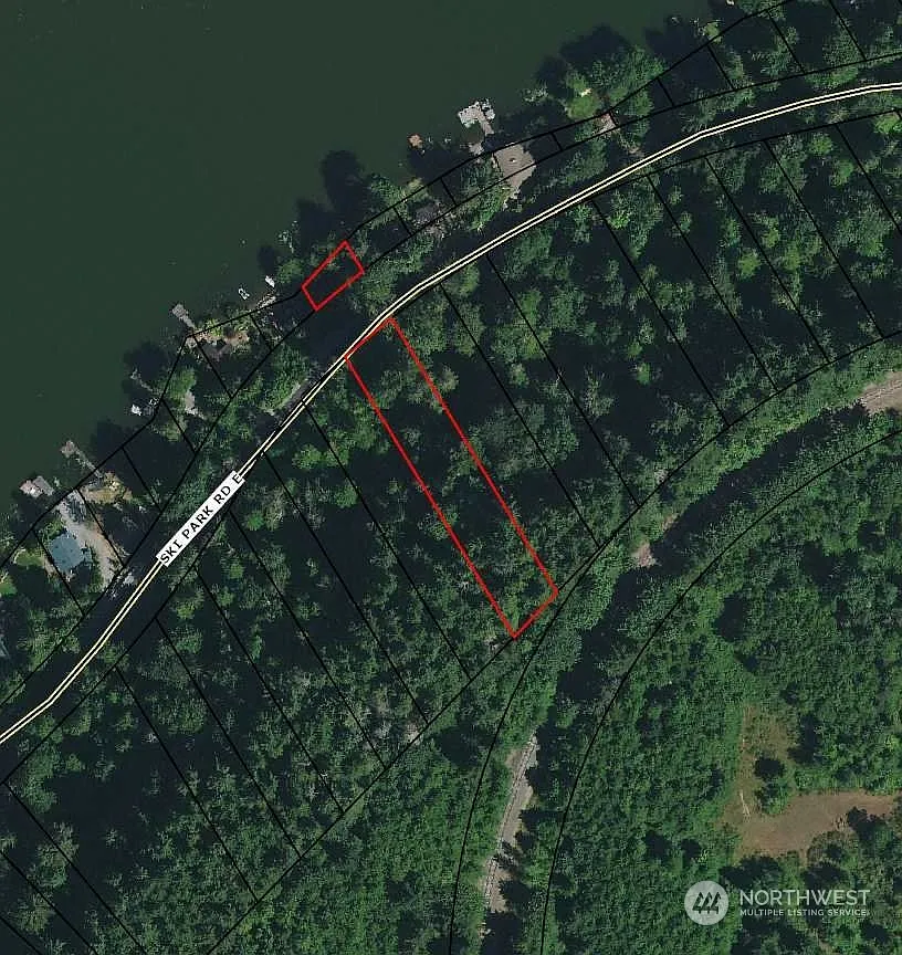 389 XX Ski Park Road E photo 1