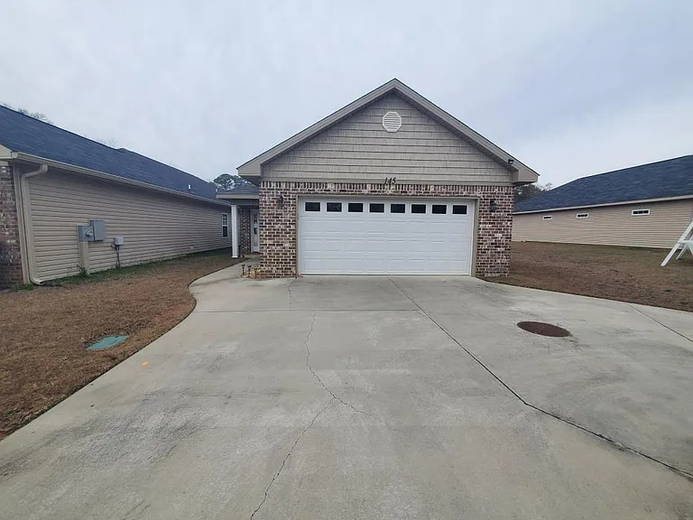 145 Cody Dr — Photo 1