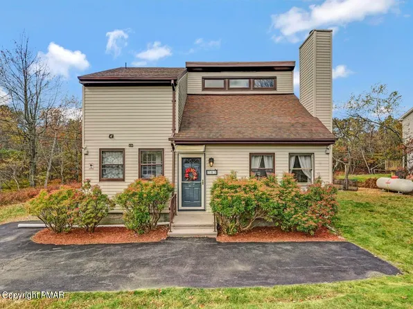 703 Clearview Dr, Long Pond, PA 18334