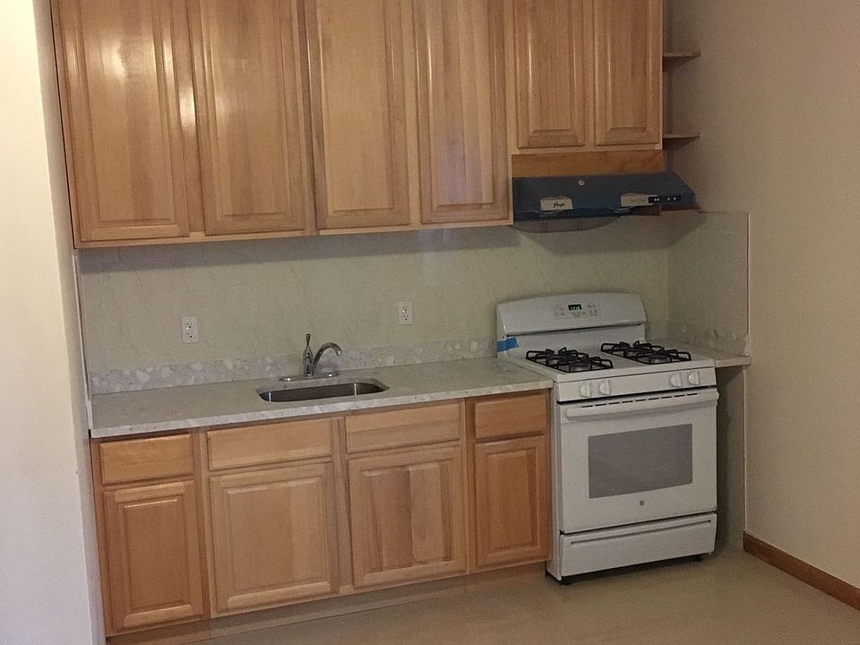 2nd image of 4013 79th St