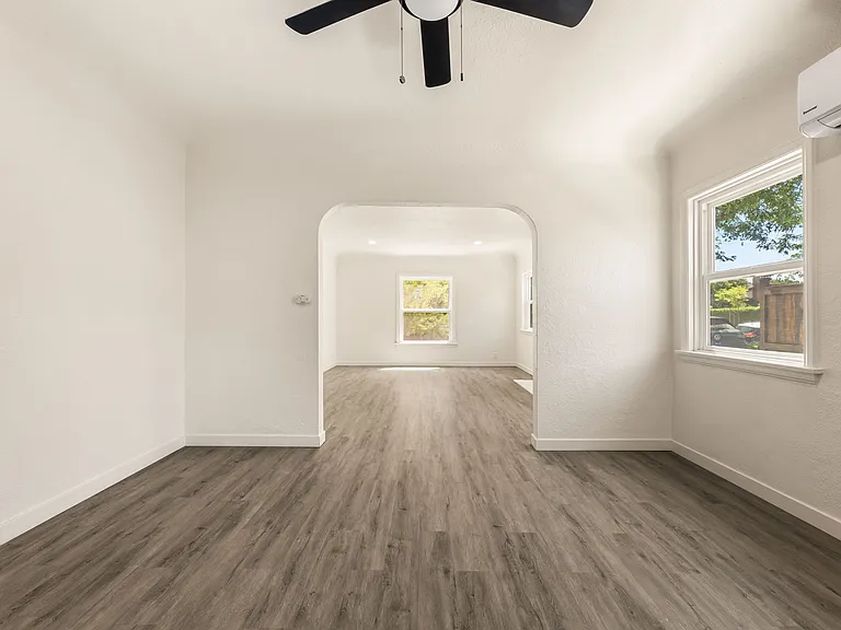3369 Cerritos Ave — Photo 15