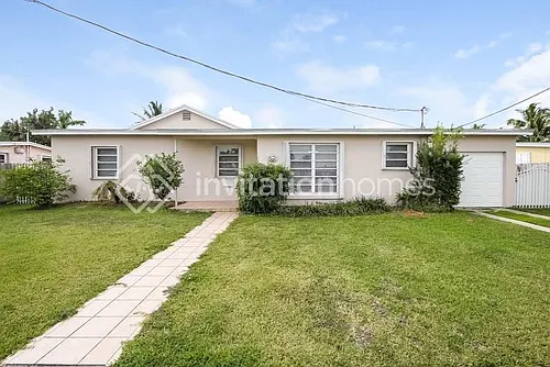 10900 SW 42nd St Photo 1