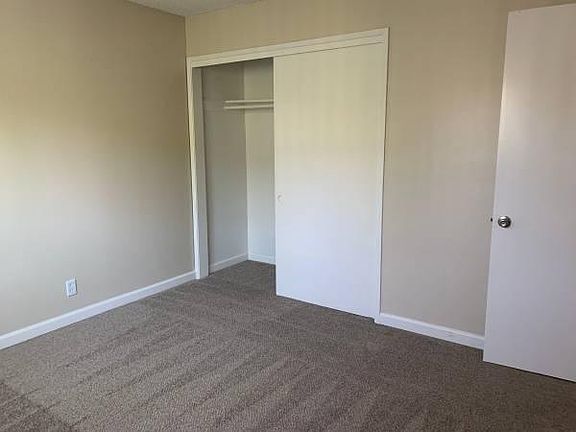 5th image of 407 Acalanes Dr #13