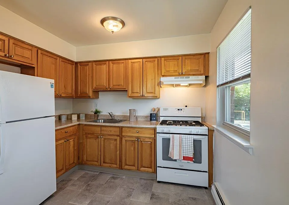 Glen Ellen Apartment Homes