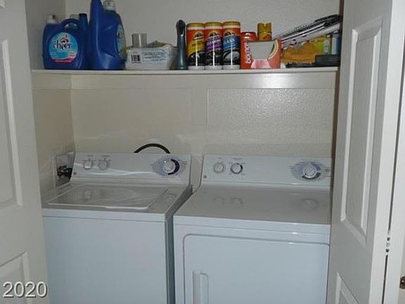 4th image of 19 E Agate Ave Unit 209