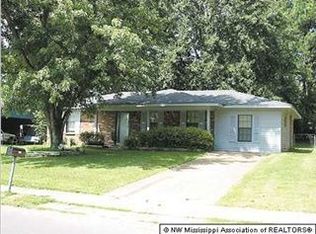 5230 Haynes Dr, Horn Lake, MS 38637