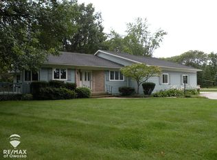 431 Maple Ln, Owosso, MI 48867