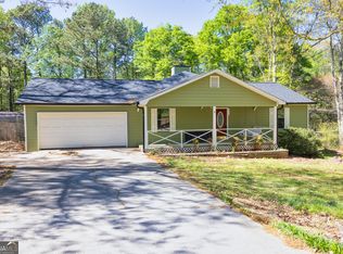 296 Dandelion Ln, Auburn, GA