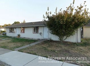 1504 S 35th St, Tacoma, WA 98418