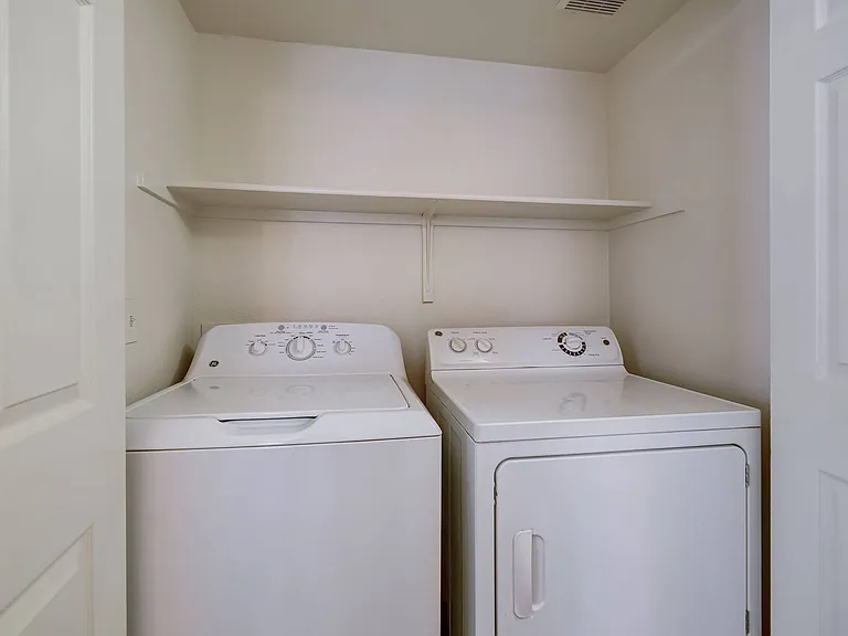 Ingleside Apartments in Phoenix, Arizona