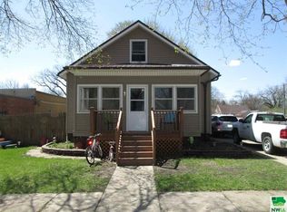 703 Obrien St, Sanborn, IA 51248
