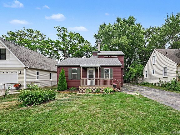3rd image of 1867 Maddy Ln