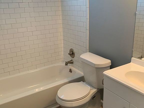 5th image of 635 Madison Ln