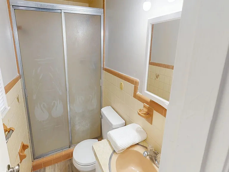 2716 Forsyth Ln — Photo 7