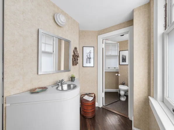 2 West 67th Street image 13 of 14