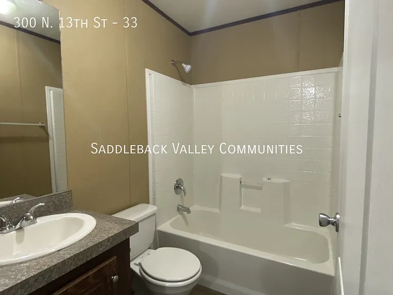 300 N 13th St #33 — Photo 9