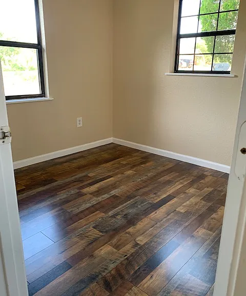 823 Cypress Ln — Photo 22