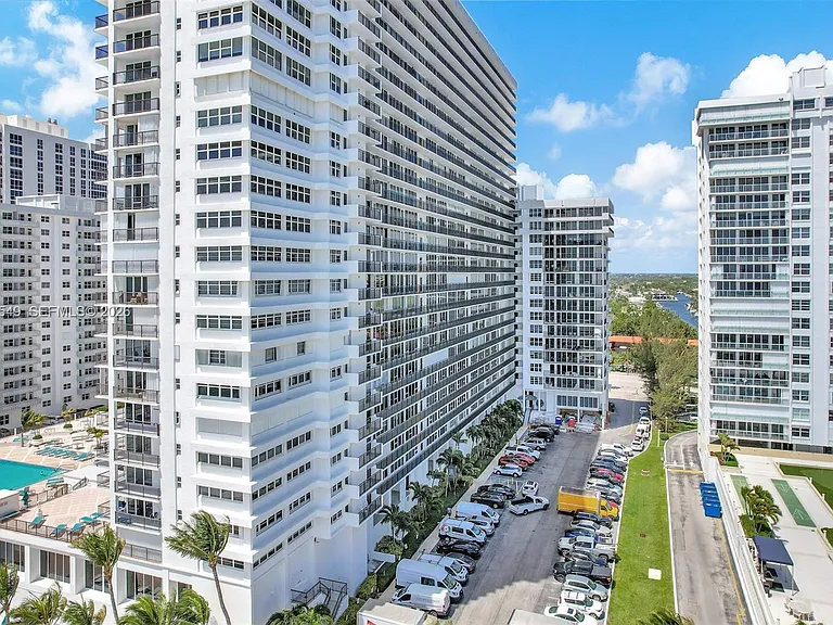 4280 Galt Ocean Dr #2F — Photo 50