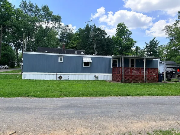 405 W Division St, Grayville, IL 62844