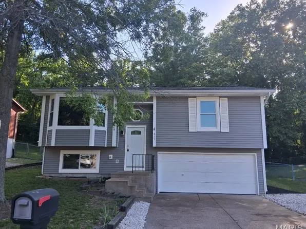 829 Country Haven Dr, Imperial, MO 63052