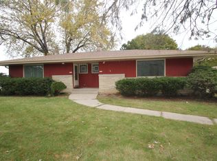2672 N 116th St, Milwaukee, WI 53226