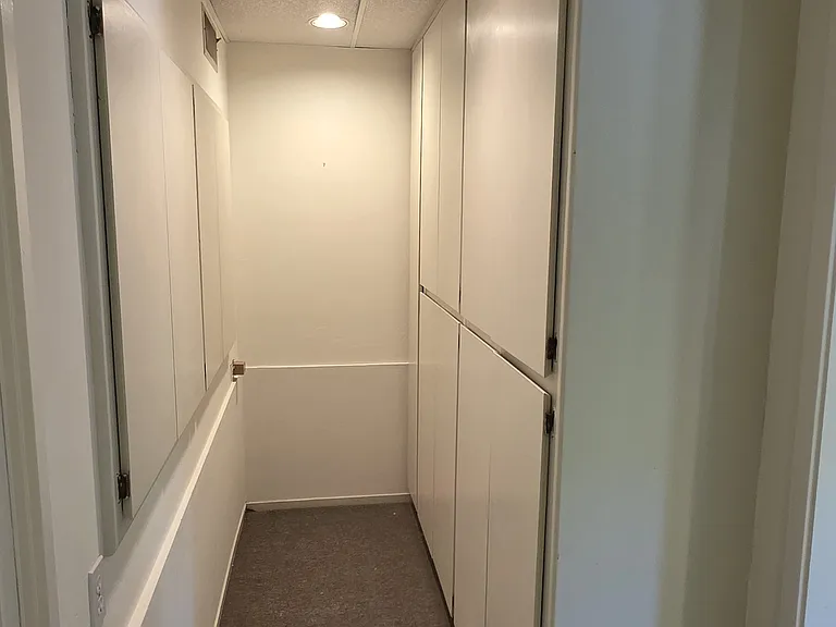 237 N Almenar Dr — Photo 33