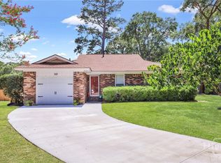 10 Wyckfield Ct, Savannah, GA 31410