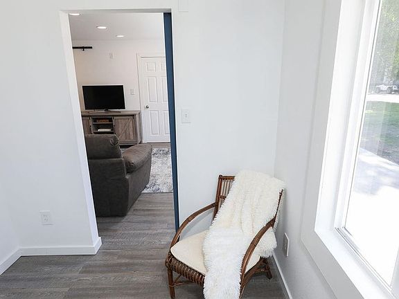 5th image of 604 16th St