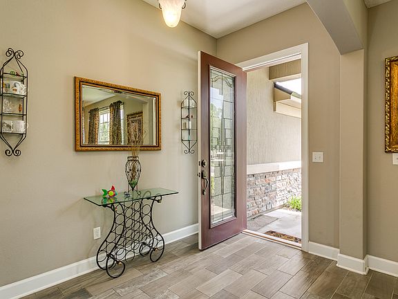 3rd image of 3534 Oglebay Dr
