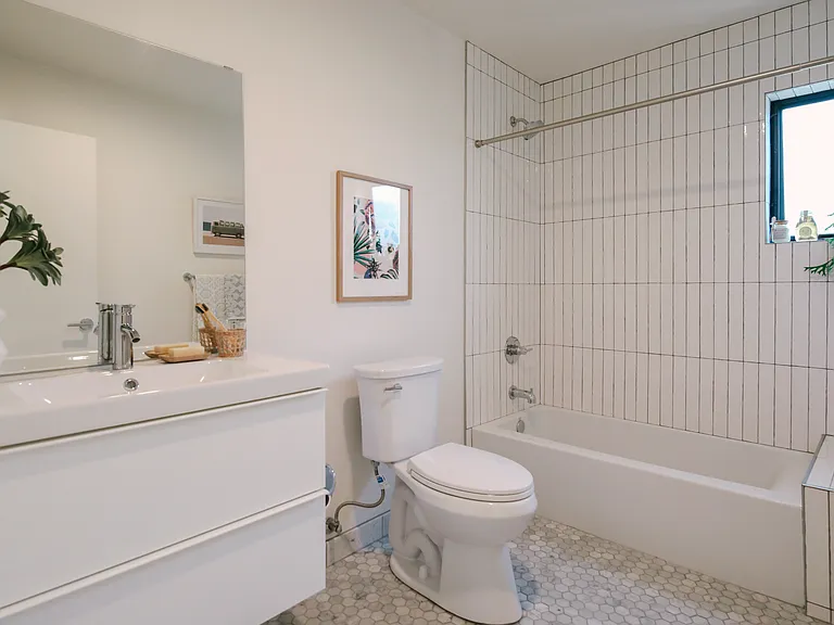 1033 N Coronado St #2 — Photo 12