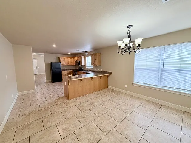 2904 W Old Farmington Rd — Photo 8
