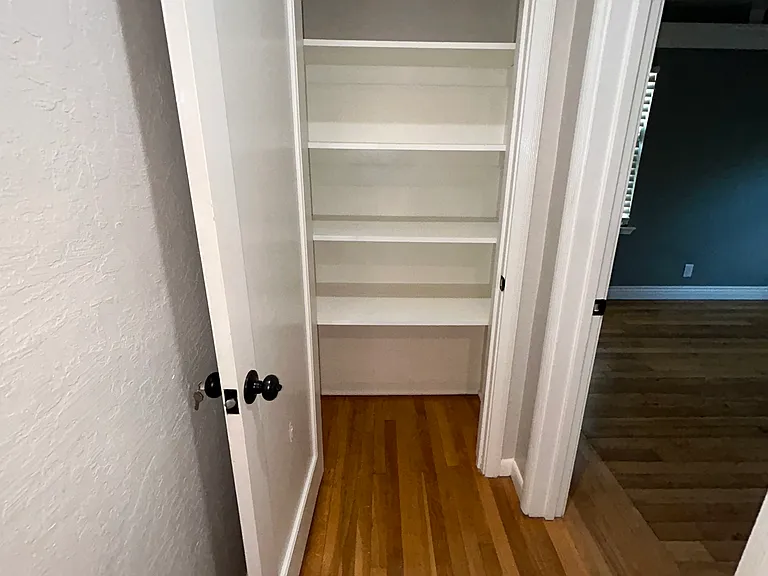 680 El Encino Way — Photo 2