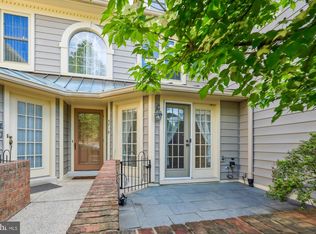 5719 Balsam Grove Ct #68, Rockville, MD 20852