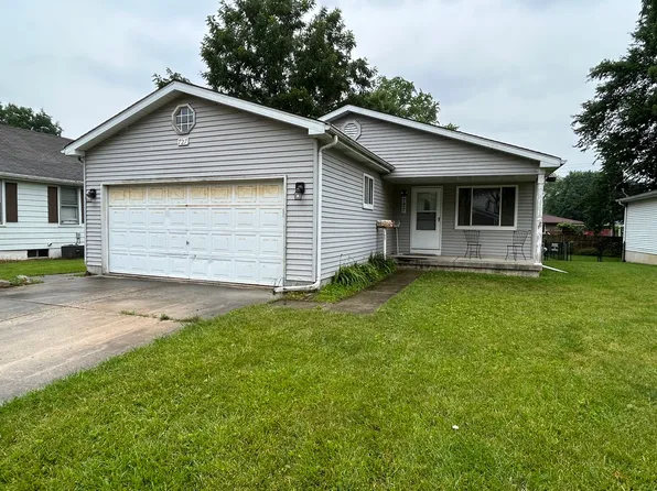 727 Parkway Ave, Elgin, IL 60120