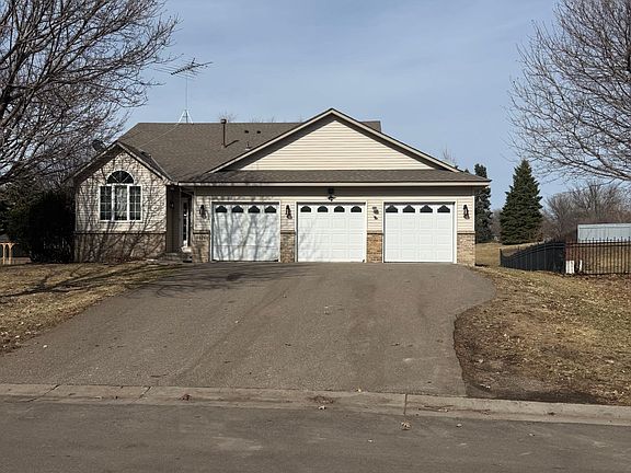 2nd image of 4426 Ladyslipper Ave N