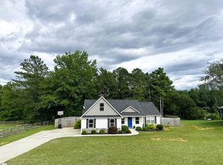 236 Redcoat Ct, Simpsonville, SC 29680