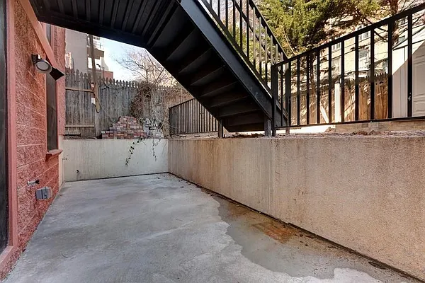 Rented by Avenue Sotheby's International Realty | media 11